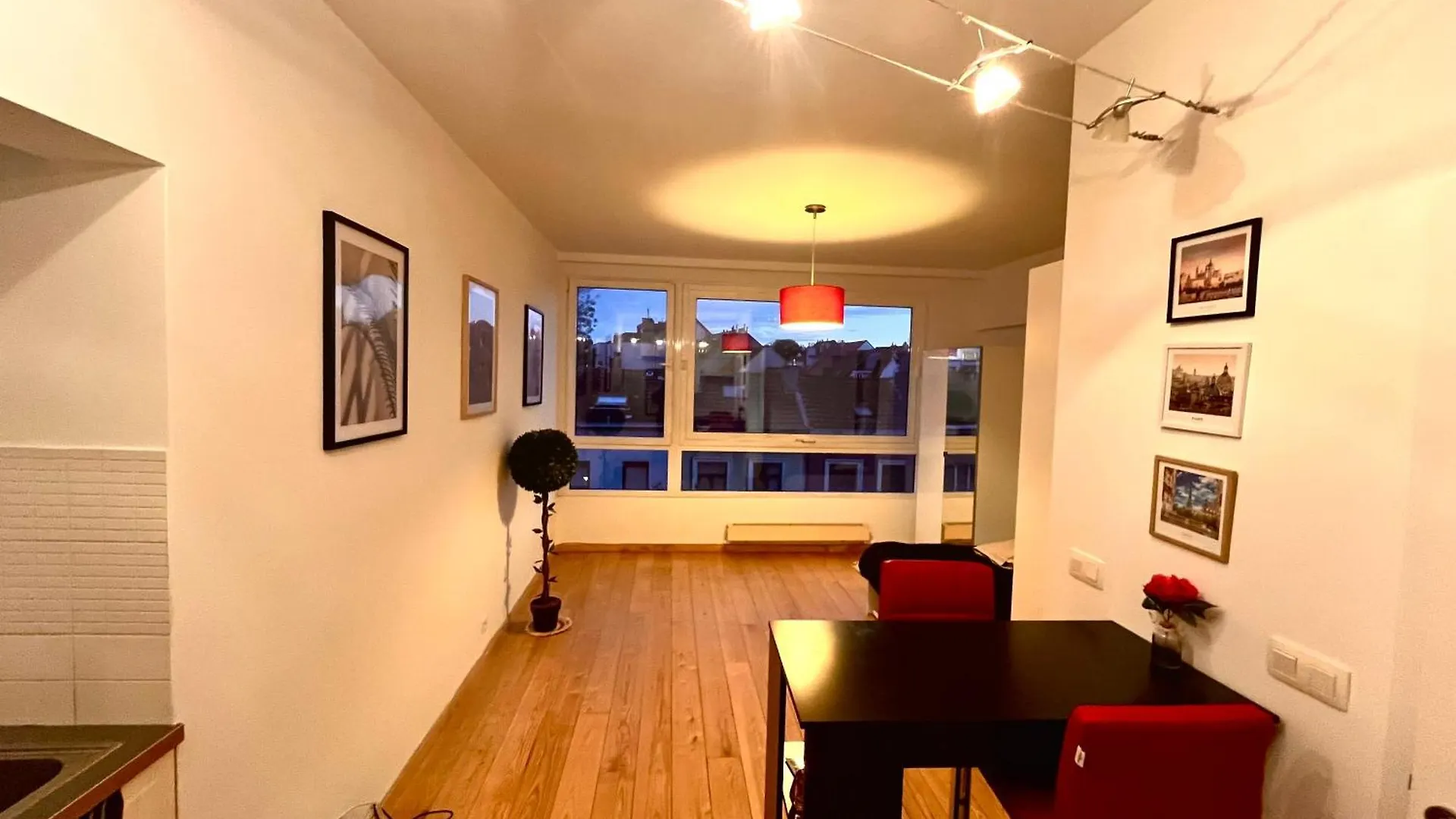 Charmant Studio - Quartier Chatelain Brussels