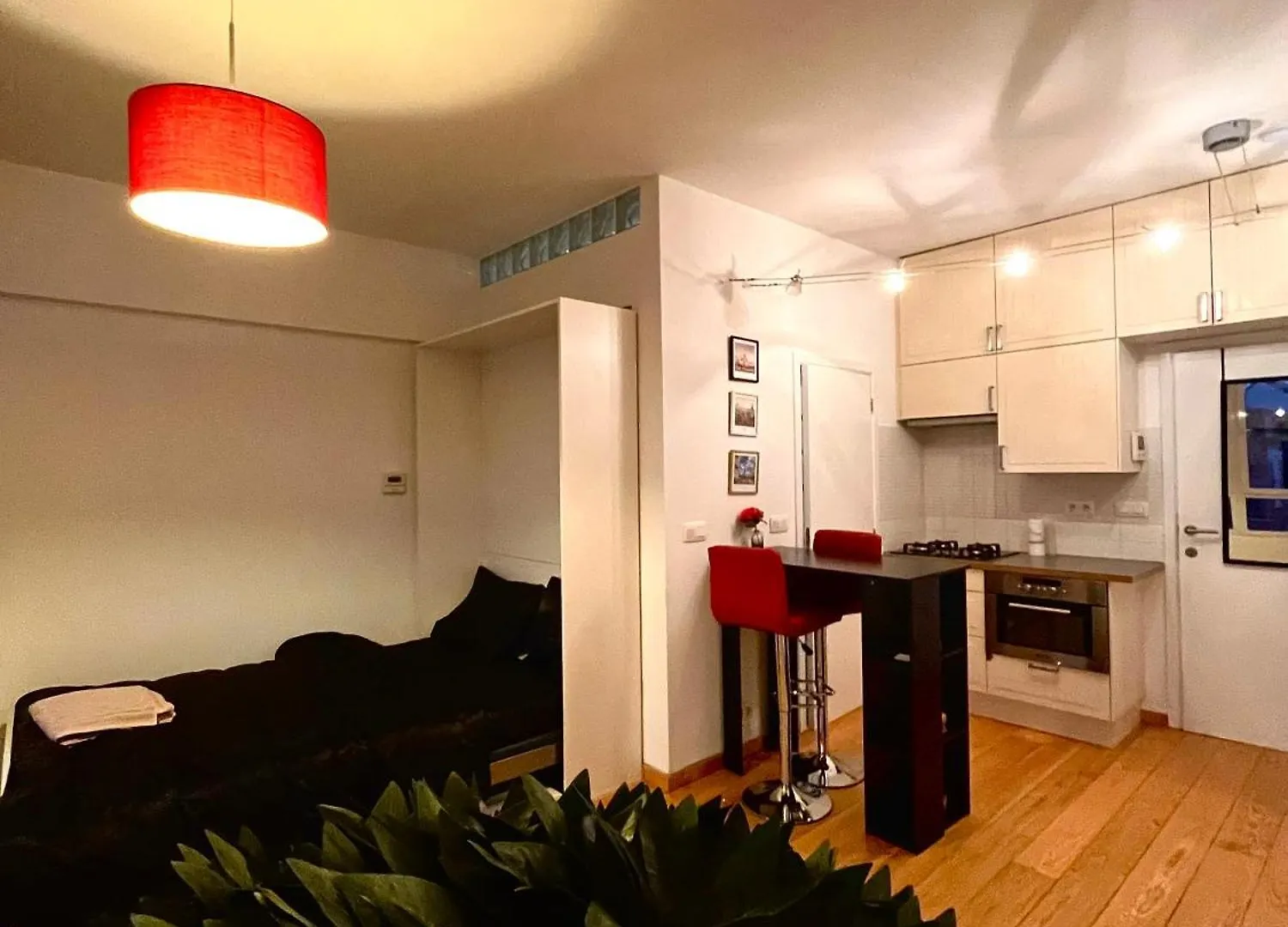 Charmant Studio - Quartier Chatelain Brussels Belgium